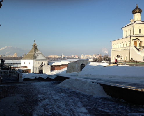 Der Kreml und die Skyline von Kazan – ein Wintermärchen in Pastell